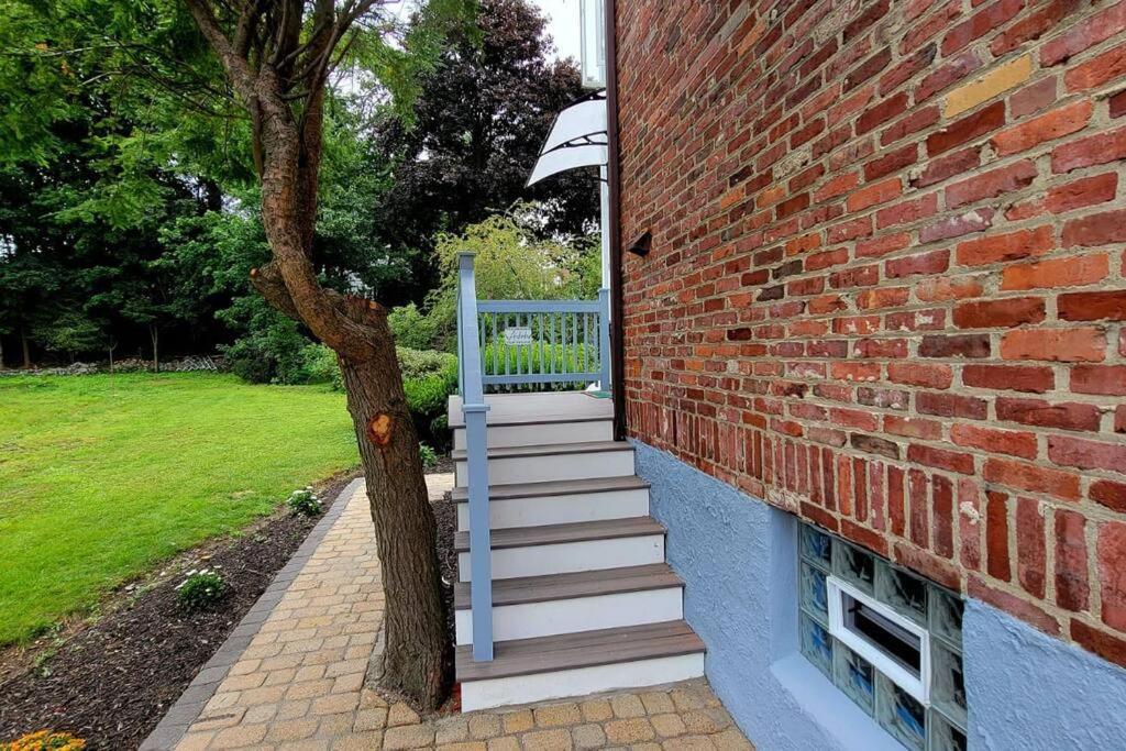 Unique & Peaceful Boston Home Bagian luar foto