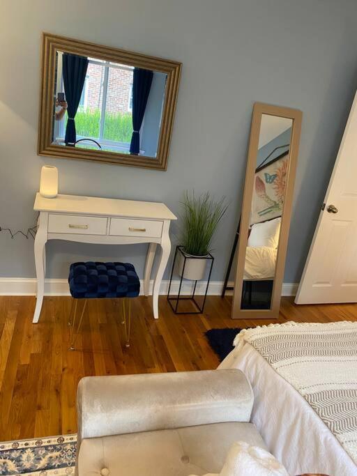 Unique & Peaceful Boston Home Bagian luar foto