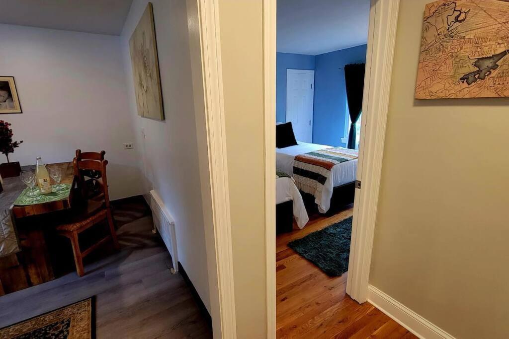 Unique & Peaceful Boston Home Bagian luar foto